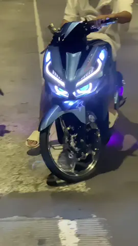 Kalo kalah ganteng di muka  coba geser gantengin motor😋 #fyp #fypシ #fypシ゚viral #vario #vario125 #varioproper #r17style 
