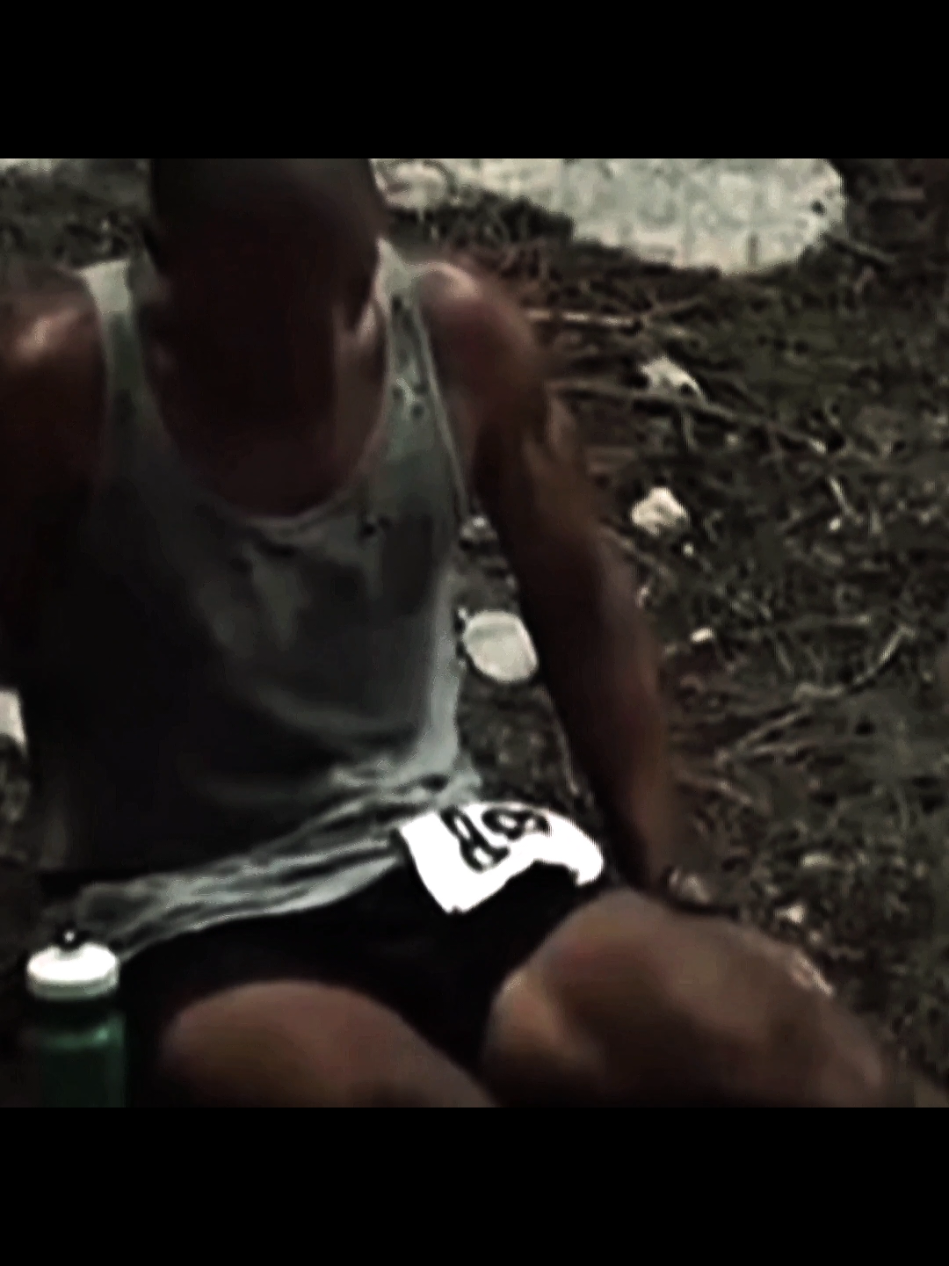 2 minutes of david goggins | Badwater 2006, 2007 Ultra Marathon. dm me for buying edits. #davidgoggins #davidgogginsmotivation #badwater #ultramarathon #stayhard #fyp #fyyyyyyyyyyyyyyyy 