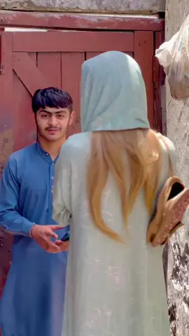 Cmnt ma bata ho 😂😂#foryoupage #onemillionaudition #foryou 