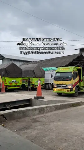 #trukstory #trukstorywa #katakata #sopirtruck #fypage @Ridwan Ramdani @agungbeben 