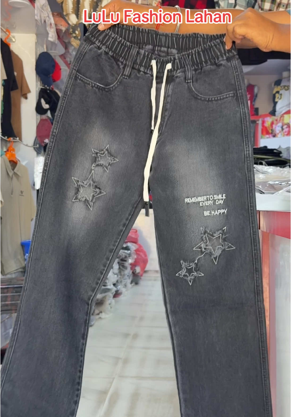 #LuLu #Fashion #Lahan #viral #clothes #foryoupage #trending #foryou #viralvideotiktok #viraltiktok #vairalvideo #