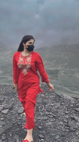 Khushboo tumhare pyar ki ati ha pawan se 🥰❤️🫶🏻@Rabiakhan806 @Subhan khan #rabiakhan806 #foryou_page #foryoupage #foryou #rabiakhan #for 