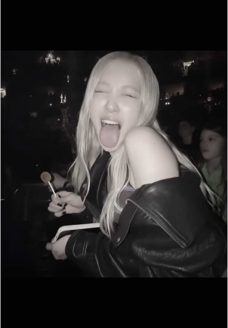 #روزي #blackpink #فوريو #rosé 