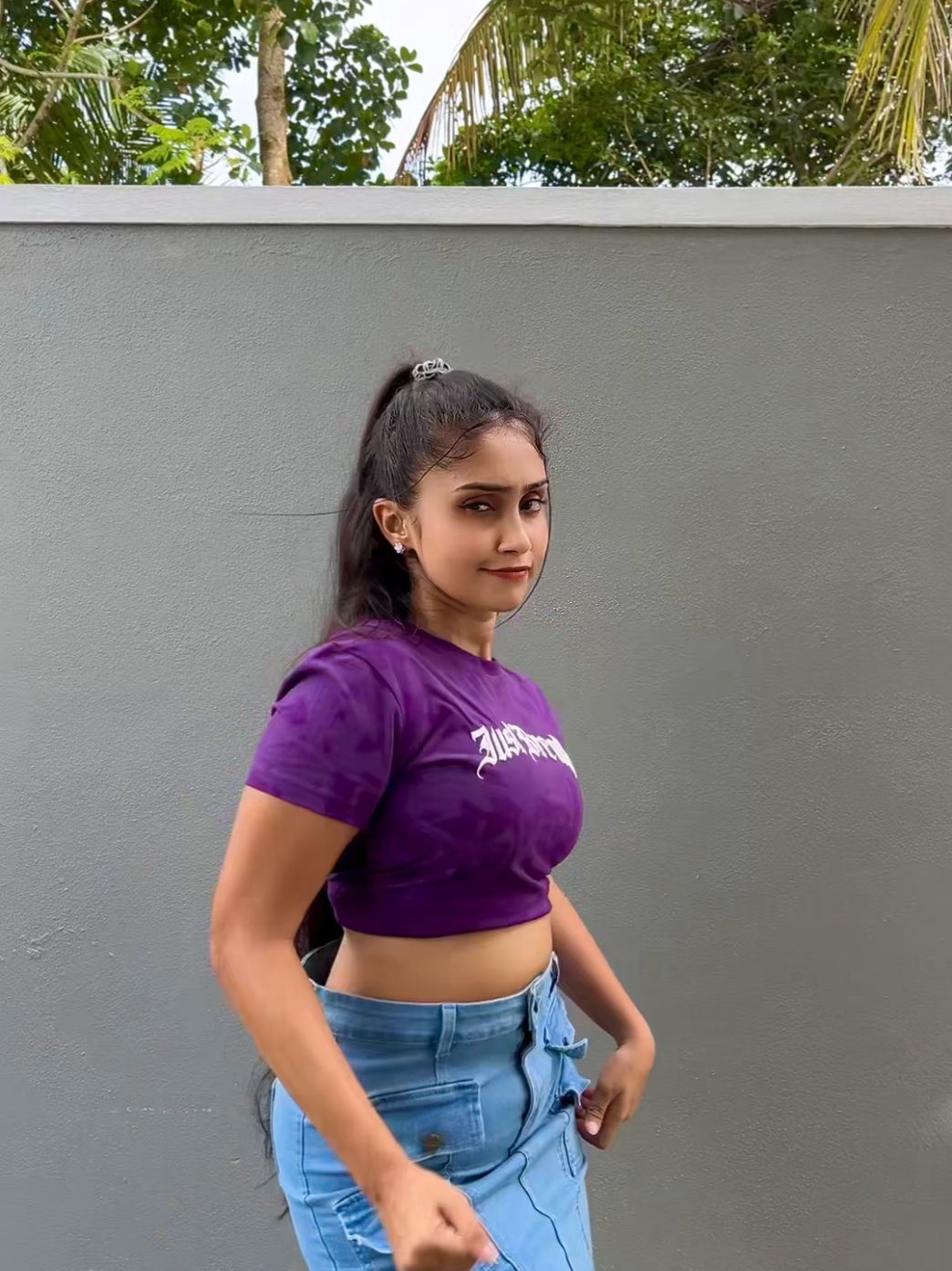 මගෝ රිසා සීසි බසාරේ 🤪♥️ DC:@Oshan Liyanage ♥️  #sellan #sellam #magorisa #fundance #magorisasisisbasare #song #trending #viral #tiktoktainment #1millionaudition #tiktok #fypシ゚viral #fypシ #new 