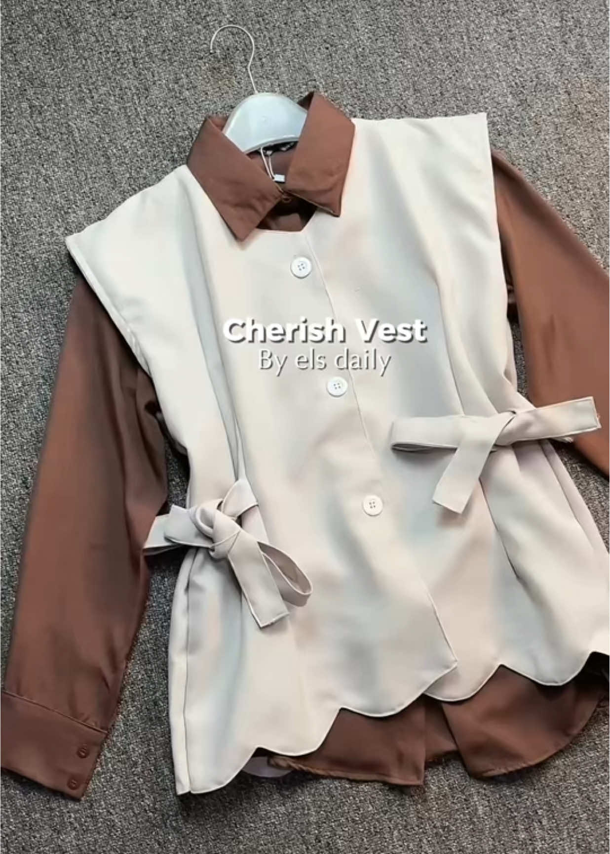 Vest cantik by els daily😍 #vest #vestcantik #vestwanita #vestkekinian #vestkoreanstyle 