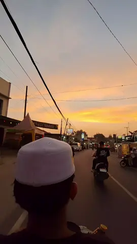 #sunsetvibes #sunset #lewatberanda #fvp #madurapriode #madura #omben 