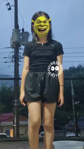비맞으면서 찍는데 하트 안해주냐