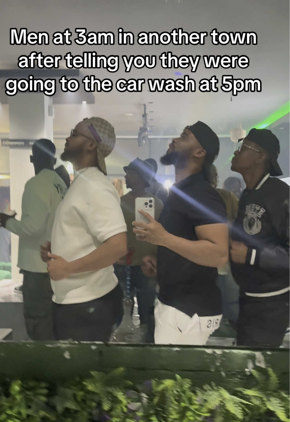 That time you’re at home thinking they in Windoek😭 Men will stress you😭 #namibiantiktoker🇳🇦 #fyp #mjolothepandemic 