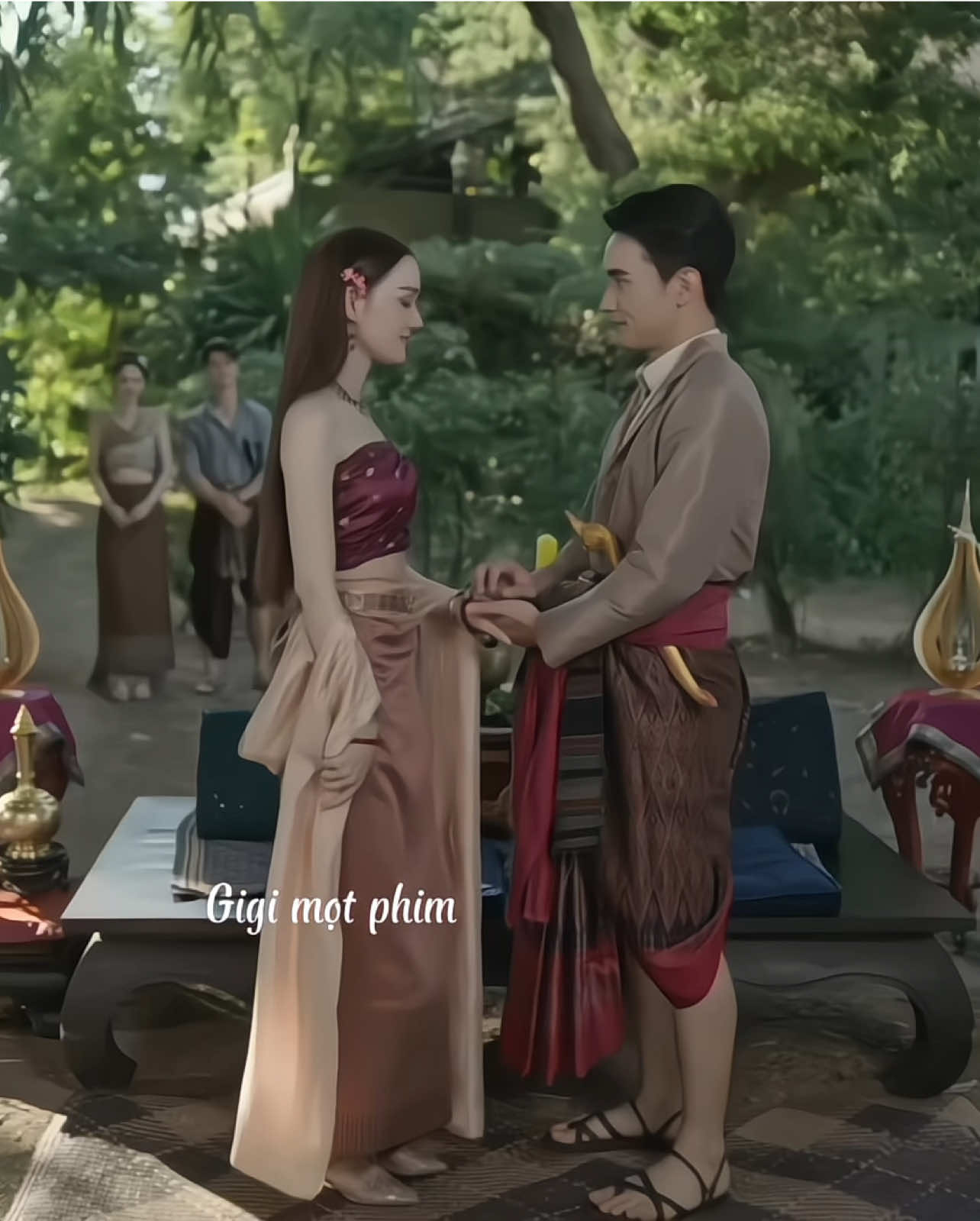 Aikham - Phadeang 1 kiếp là vợ chồng thì nhiều kiếp sẽ là vợ chồng 🥰🥰 #gigi🦖 #ผาแดงนางไอ่ #phimthailan #dianaflipo #kongwittaya #xh #fyp #tiktok #viral #toomtam_yuttana #toomtam #gigimotphimthai #VọngÂmNơiCốĐôĐãMất #TiếngVọngCủaCốĐôThấtTruyền 