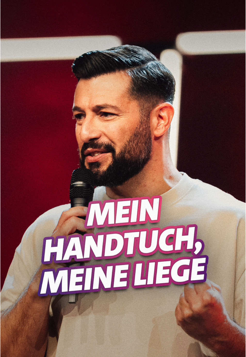 Reservieeeeert 🏖️ @Cüneyt Akan beim Comedy Clash SWR/2025 Der Comedy Clash ist Deutschlands einziges Stand-Up-Turnier live auf dem Twitch-Kanal der ARD. 👉🏼 Den ganzen Auftritt findest du auf unseren YouTube-Kanal oder in der @ARD Mediathek. #StandUp #ARDStandUp #Comedy #SWR #ComedyClash #CuneytAkan #Deutsch   