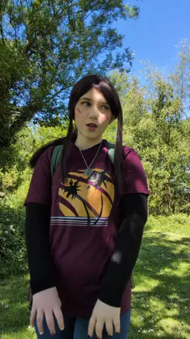 [#ELLIEWILLAMS 🌿 ||{they/them} | I loved fidgeting with my firefly necklace when I was anxious in school the feeling helped ground me] - - - - - - - •tags• #Starerrycos #wlw #elliewilliams #elliewilliamscosplay #thelastofus #thelastofuscosplay #babyelliewilliams @☆!OAKLEY!☆ [89/70] @☾⋆ ash @sok <3 @Rαყ𐌌ᡣ𐭩 🏛️🍇 @👁️📼|🎢🌀|🌲⚠️|🚦|❤️💛💚💙| @★Kai★@Luna ⭕ 