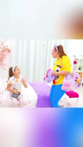 #funnyvideo #friends #baby #funnyvideo #toy 