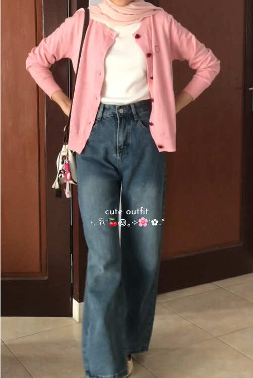 #foryou #fyp #ootdhijab #outfitideas #outfitinspo #jeansoutfit #masukberandafyp 