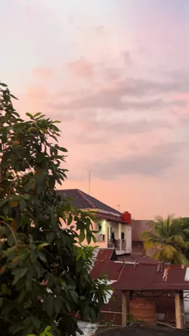 diatas rumah 🌞 #fyp  #senja #senjasorehari #senja_story 