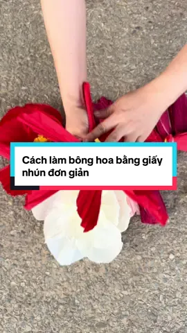 Cách làm bông hoa giấy nhún đơn giản mà đẹp #giaovienmamnon #truongmamnon #mamnoncanuoc #giaovien #mâmnon #xuongmamnonmayphuong #giaoviencanuoc #mâmnonhoasen 