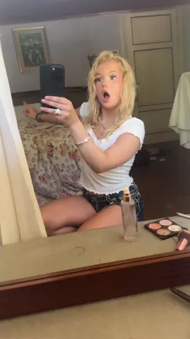 DAMN SHI MAGAWD #foryou #Summer #blondie #scandinavia #scandinavian #italy #fy #fyp #foryoupage #camaiore #tanning #viral #blowup 