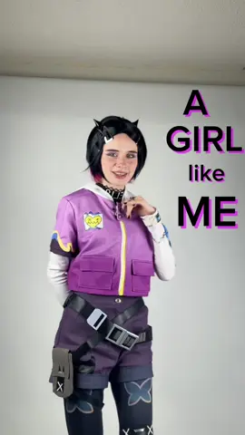 Girl like me 💜  Dos horas viendo cómo hacer este video 😫  #fyp #viral #parati #clove #Valorant #cosplay 