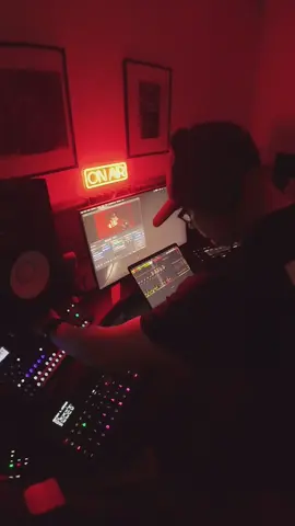 🔊 Raw Techno – Live Jam (30 Min Full Version on YouTube!) All hardware – no DAW edits, just pure machines in sync. Elektron Syntakt, Digitakt II, Roland SH-4d, Ableton Push 2 & Traktor X1. Raw, hypnotic, underground energy. 🖤 🎥 Full session now on YouTube – link in bio! #RawTechno #LiveTechno #TechnoPerformance #RawTechno #LiveTechno #HardwareOnly #TechnoSet #ElectronicMusic #ModularGroove #StudioJam #Digitakt #Syntakt #RolandSynth #AbletonPush2 #UndergroundTechno  #MinimalTechno #DarkTechno #TechnoProducer #TechnoTikTok #RaveVibes #MusicGear #LiveSet #YouTubeNow #LinkInBio