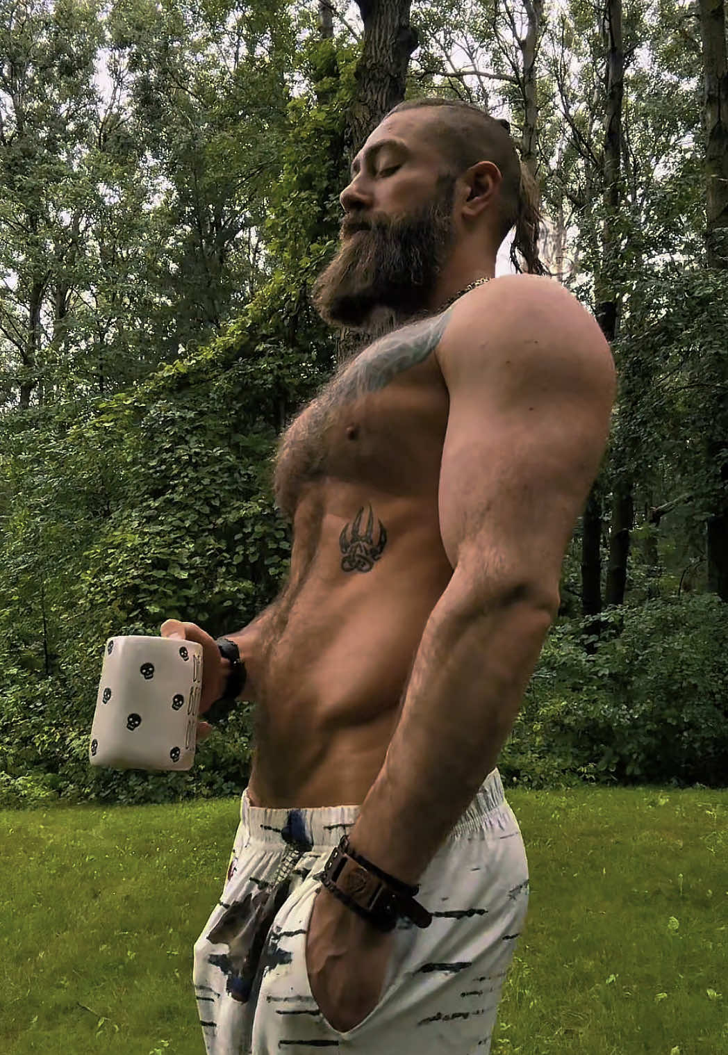 #lumbersnack #beardedmen #peaceful #morningcheer #morningcoffee #goodvibes 