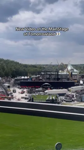 Newest footage of the new MainStage at Tomorrowland 👀 #edm #tomorrowland #edmtiktok #tomorrowlandbelgium #edmnews #belgium #edmlifestyle  (🎥yasmine_r.m)