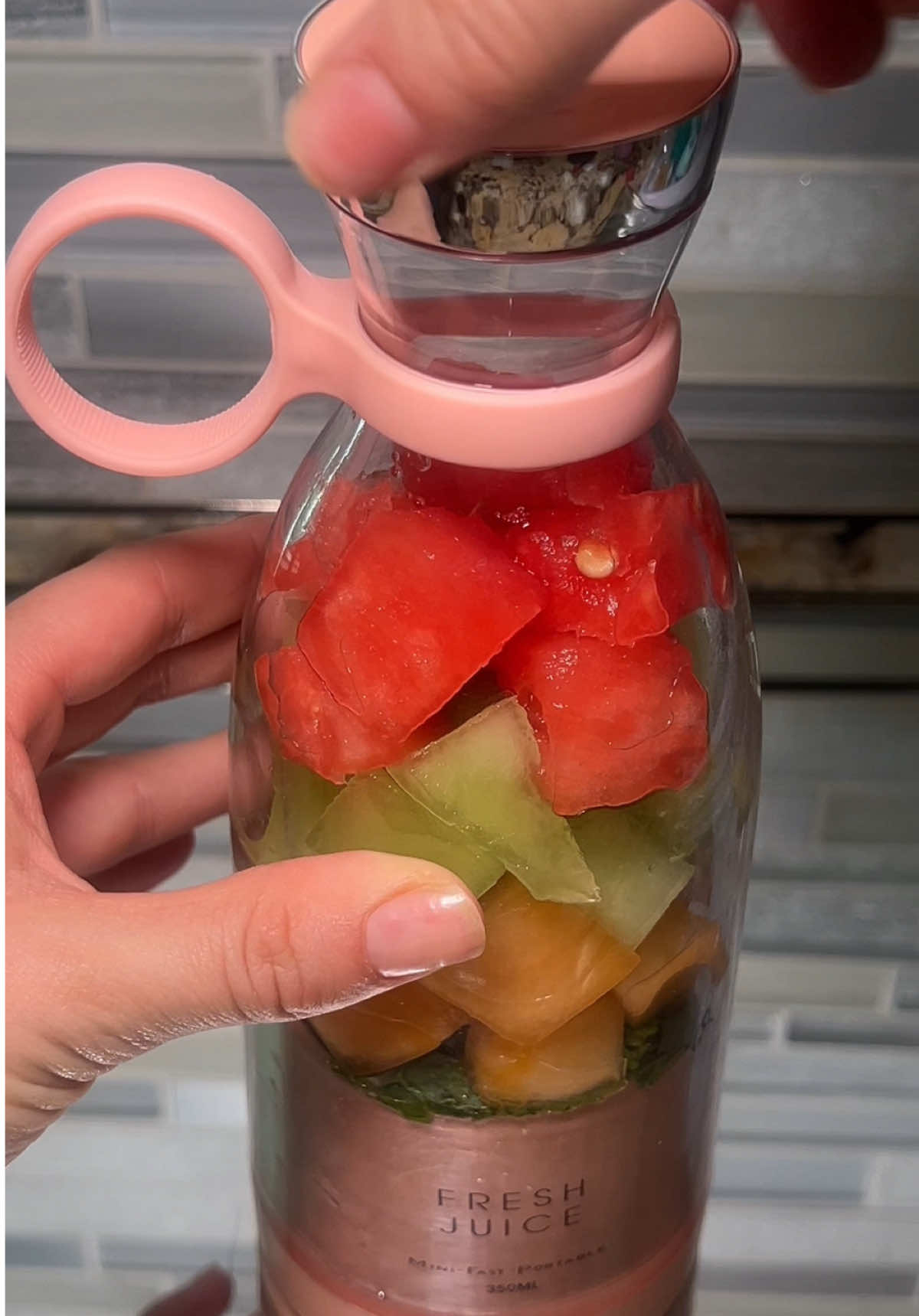 Watermelon Cantaloupe & Mint Smoothie 🍉 #freshjuice #smoothie #milkshake #portableblender #miniblender #blenderbottle #foryoupage 