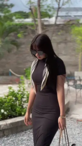 Body လှလှလေး နောက်ကွယ်က shaper လှလှလေး ရှိလို့ပါ သမီး တယောက်မွေးထားတော့ ဖူးလည်းဗိုက်ပူပါတယ် ဗိုက်မပူစေတဲ့ ဗိုက်ချပ်ချပ်လေးရဲ့ လျှို့ဝှက်ချက်က ဘလို outfits မဆို Y Shaper နဲ့ ဝတ်တာပါ ။ လာမေးကြလို့ ဖြေပေးလိုက်ပါတယ်နော် 🥰။comments တွေ မဖြေတတ်လို့ မဖွင့်တာပါရှင်😅#yshaper #myanmar #mandalay 