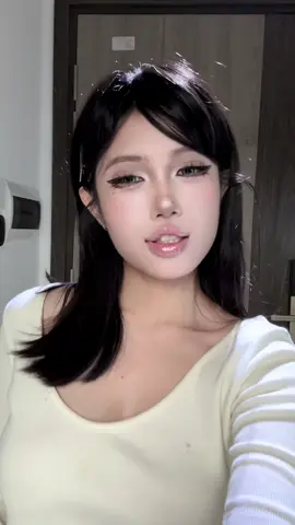 Thích cái look này bữa giờ😗 #makeup #bunnimakeup #goclamdep #xiaohongshumakeup #fyp #bienhinh #douyinmakeup 