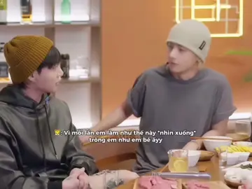 Vậy đó mà kêu em bé kêu dễ thương thì không chịu 🥰 #taekook #taehyung #jungkook #allfortaekook🐯🐰 #fypシ #xuhuong #fyp #vkook 