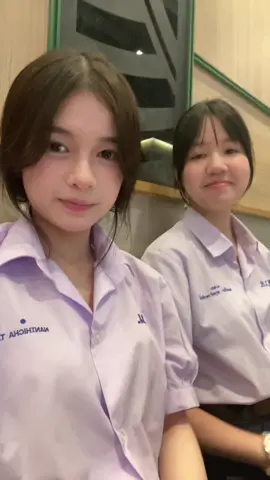 😳👉🏻👈🏻 