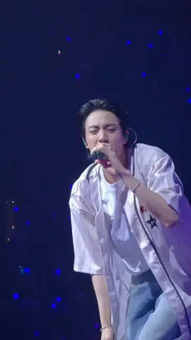 Runseokjin consert Day 1 In Anaheim US 😍😍😍 #xybca #seokjin #kimseokjin #jin 