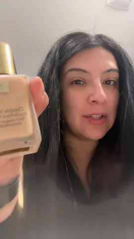 Ahorita me voy a comprar uno!!! Aprovechen las ofertas de tik tok shop!!! #esteelauder #maquillaje #dealsforyouday 