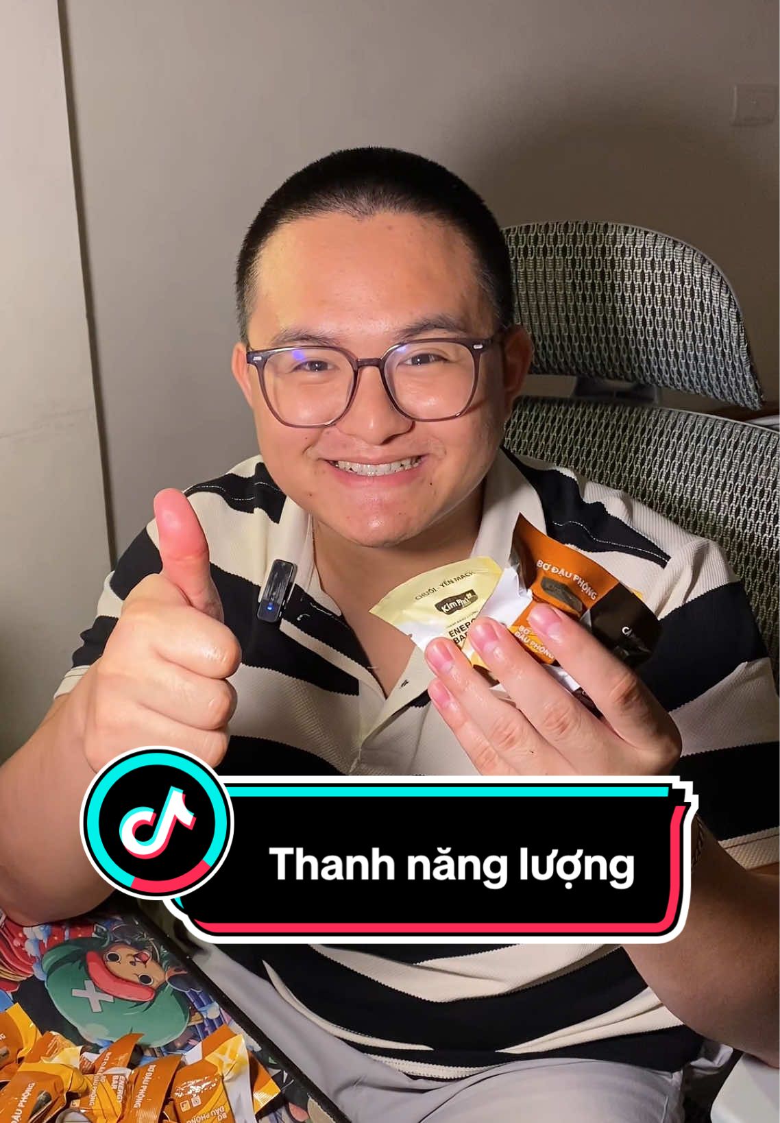 Thanh năng lượng - giống lương khô nhưng lại không phải là lương khô. Vậy rốt cuộc nó là cái gì? 😆 #cuong10yen #mukbang #dailyvlog #foodreview #thanhnangluong #kimphufood #thanhnangluongkimphufood