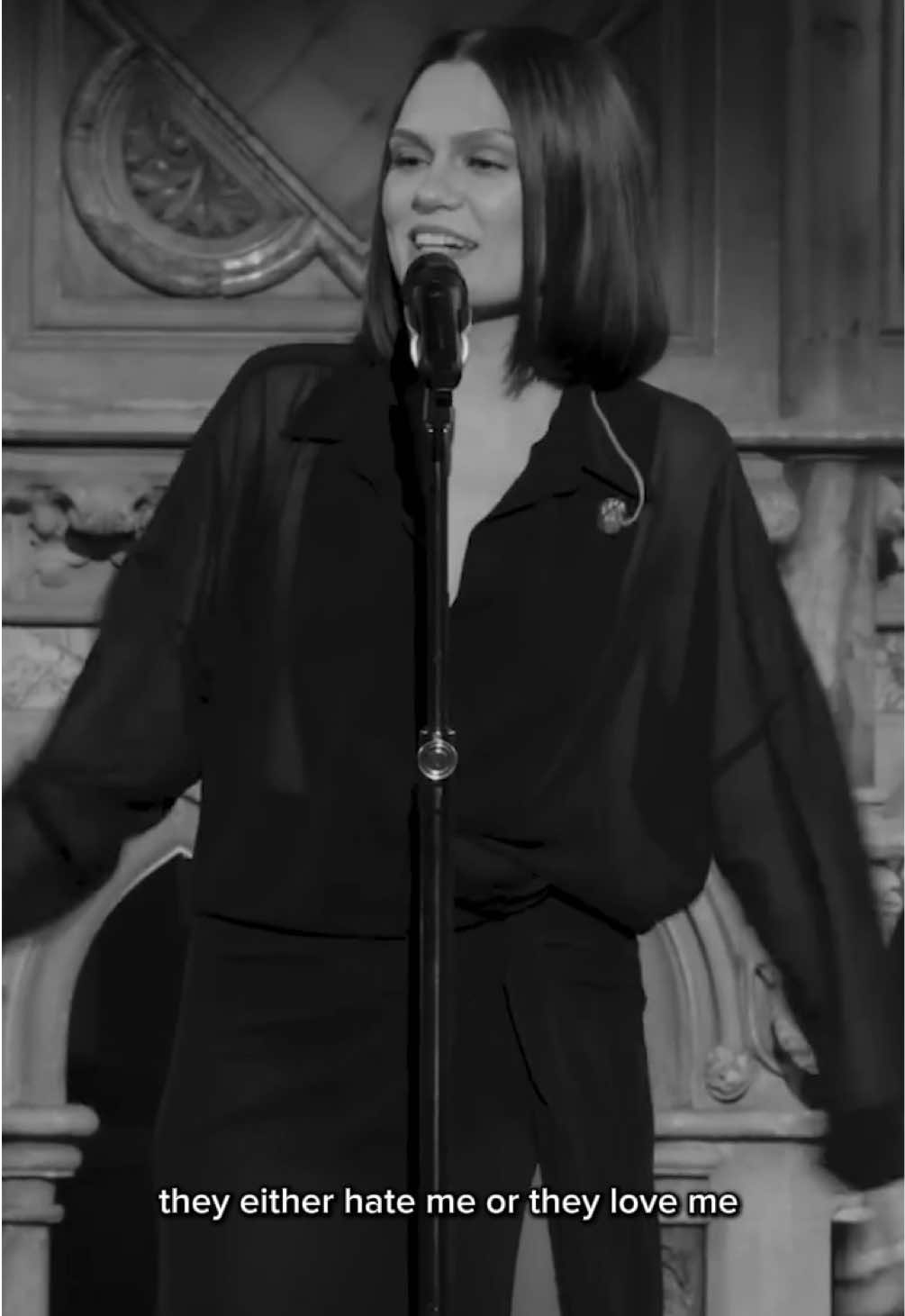 Really special to perform this for you all at my Union Chapel show. #JessieJ #NewMusic #LiveMusic #NoSecrets