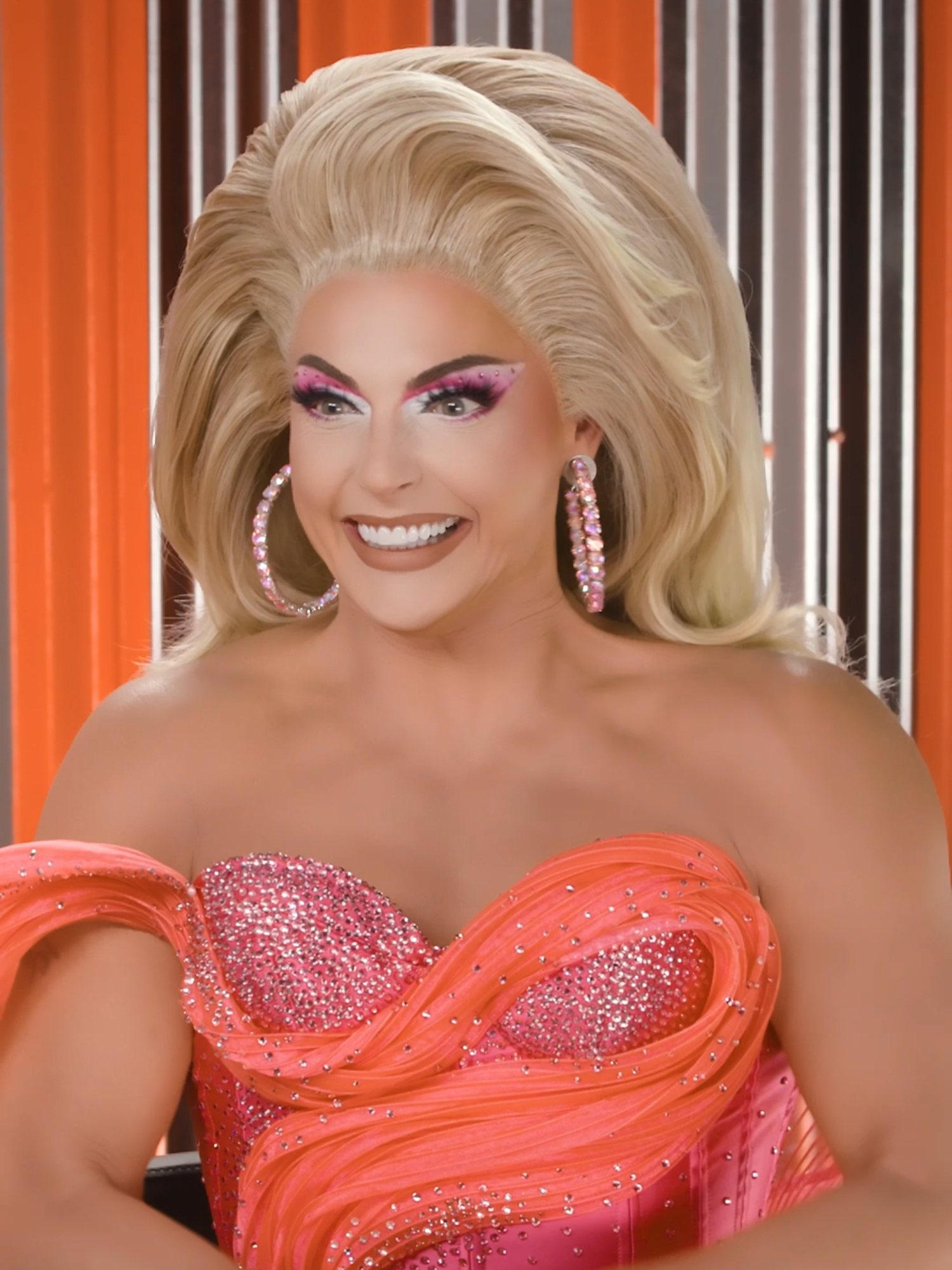 She's back, back, back again! 💕 #GlobalAllStars champ @thealyssaedwards joins @themonetxchange at #ThePitStop to recap the #AllStars10 finale ⭐️
