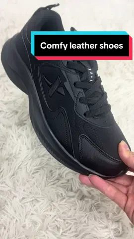 Waterproof at lightweight na leather shoes tas rubber siya sa outsole!  #xtep #xtepshoes #xtepstore #xtepofficial #xtepglobal #breathableshoes #comfortableshoes#Running #runningshoes #gorun #philippines #original #durable #durableshoes #lightweight #lightweightshoes #casualshoes #formalshoes #leathershoes #waterproof #fyp #sale