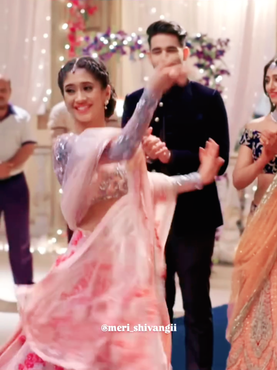 #yrkkh #naira #naksh #kirti #kaira #nairakartik #kartiknaira #shivangijoshi #yerishtakyakehlatahai #dilsebandhiekdoor #dance #nicedance #dancing #familydrama #familyshow #familyseries #family #series #serial #serialindia #starplus #starplusshow #starplus_drama #starplusla #starplusserial #starparivaar #starplusserials #hindiserial #indianserial #engagement #sagai #shaadiseason #shaadi #shadiseason #shadi #fy #foryou #fypシ #fly #viral #viralvideo #viraltiktok #shorts #short #shortvideo #tiktokforyou #tiktokforyoupage 