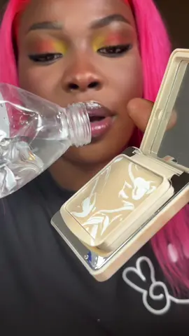 24hrs Ling lasting Wear✅ Oil control ✅ natural/ brightening under eye ✅ Waterproof ✅ LINK ON SHOWCASE! 🔥 @carslan_us #carslan #fyp #makeuptutorial #makehispocketshurt #settingpowder #viral_video 