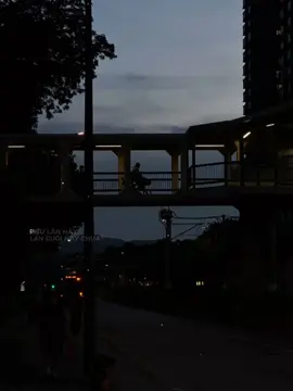 Chẳng ai một mình sẽ chet…#khoi_story_ #lyrics #nhachaymoingay #xh #lunyentertainment 