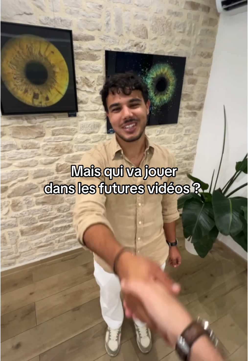 La pression est immense pour notre nouvel alternant 🤭 #bonnechance #collegues #irisphotography 