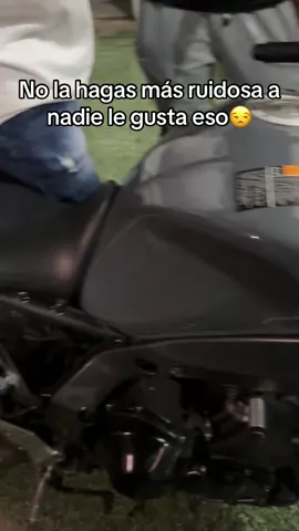 ¿Como que a nadie? In:aguanchaelian #paratiii #mt09 #mt09yamaha #alcorteratatata #grau 