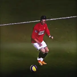 #كرستيانو #edit #foryou #صاروخخخخخ☠️ماديرا🚀🔥 #ronaldo #fotball #تيم_fbi⚡ #تيم_ملوك_العالم #تيم_أيكونز #foryoupage #fyp 
