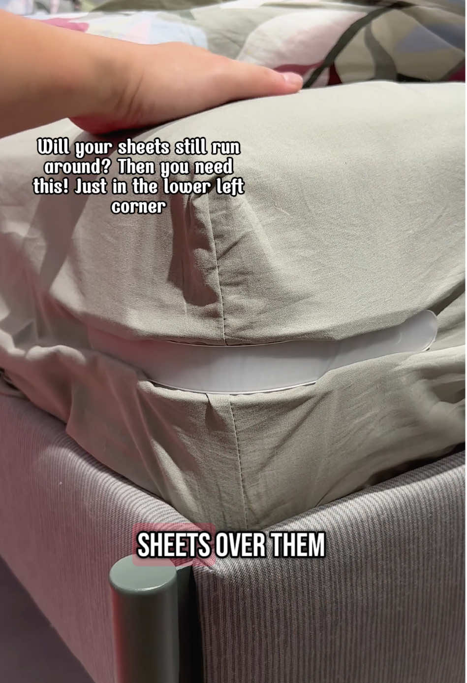 Lock Sheet Holders Set of 4, Heavy Duty Bed Sheet Holders with Fitted Sheet Straps, Keep Sheets Firm & Tight, Corner Fitted for All Mattress Sizes Bedsheet Clip Durable Bedding Accessories #cama #dormitorio #sábanas #BedEssentials #SheetGrippers #SleepBetter #NoMoreMess #HeavyDutyStraps #NonSlipSheets