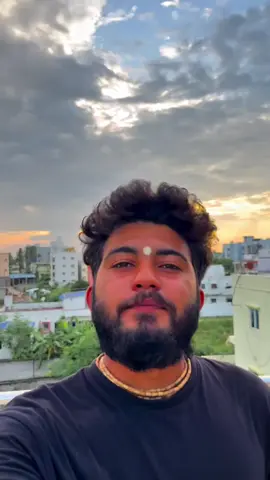 समझो ना समझो शाम तो मस्तानी है🙏🦚. #radheradhe #radhakrishna #krishnalove #jayshreeram #jaymaajanki♥️🙏 #jayshreekrishna #spirituality #sanatandharma #trendingreels #growmyaccount #viraltiktokvideo #unfrezzmyaccount @TikTok @shalini_verma_official @💫Kyat_berry💫 