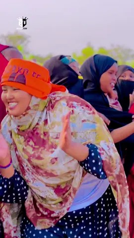 Bilicda Garonka  👩‍🦰🤍 #somaliticktok  #laascaanod #ssckhatumo🐎 #fotbooll⚽️🔥 #puntlandsports #puntlander🇸🇱 #forpageforyou #widhwidh  #hablahasomaliyed 