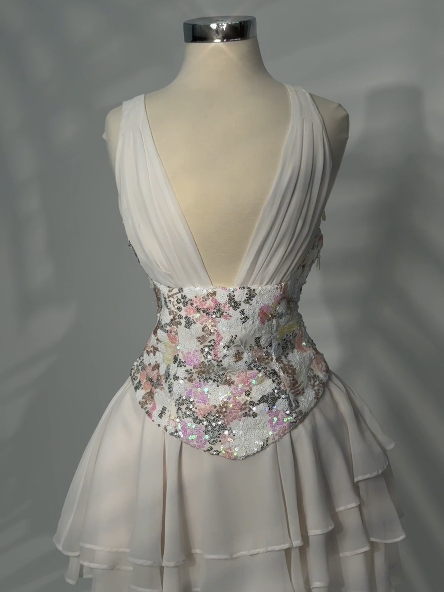 Dreaming of our Sakura corset mini dress...  #ohpolly #ohpollydress #promdress #formaldress #embellished #sparkle #dreamdress #outfitinspo