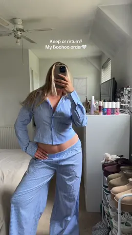 Keep or return? I’m scared to say i love them all…. @boohoo code MOLLIE ££ off  New in SLAYS #boohoo #keeporreturn #summeroutfits ad 🤍💅🏼