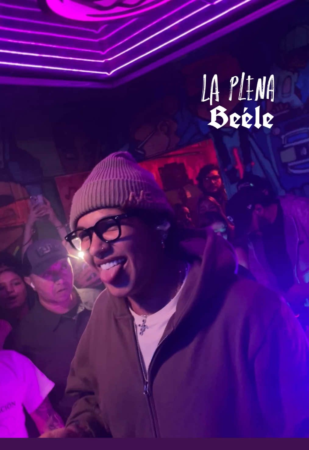 Me faltaba subir esta última 🤭 “La plena” en vivo 🦦 #laplena #beele #beéle @BEÉLE @Superda #borondo #casaparlante #fypシ゚ #chile #🇨🇱 #chilena #paratiiiiiiiiiiiiiiiiiiiiiiiiiiiiiii #viral #foryoupage 