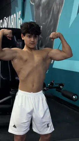 13 years #bigger #fitnessmotivation #fit #Fitness #gym #goals #gymmotivation #metas #GymLife #ejercicio #youngla #mentality #trending #trend #muscle #new #gains #relatable #training #reel #reels #fitspo #bodybuiding