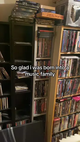 happy girl #music #musicfamily #piano #guitar #electricguitar 