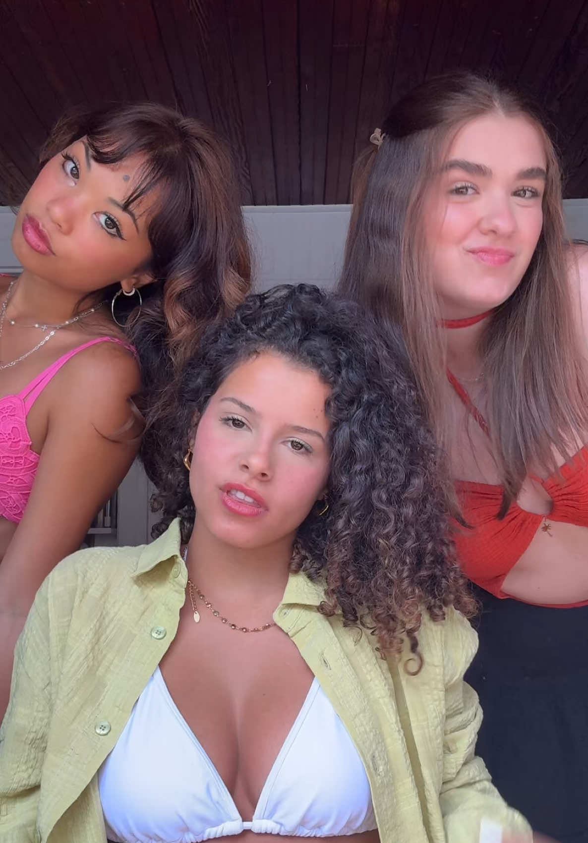 Com minhas meninas @nat and lisa 💜